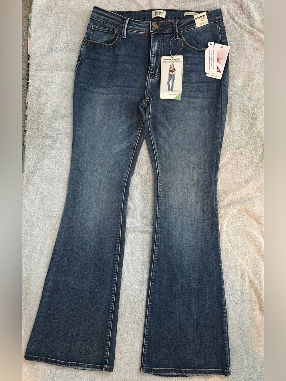 Rock & Republic Women's Dark Wash Flare Jeans